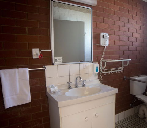 Junction Motel Wagga - Accommodation Fremantle 5