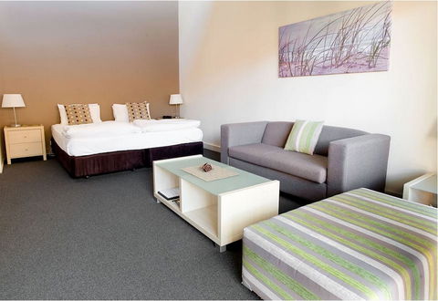 Nautilus Beachfront Villas & Spa - Accommodation Fremantle 3
