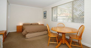 Malibu Apartments - Accommodation Fremantle 2