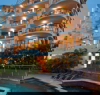 Meridian Alex Beach Apartments - Accommodation Fremantle
