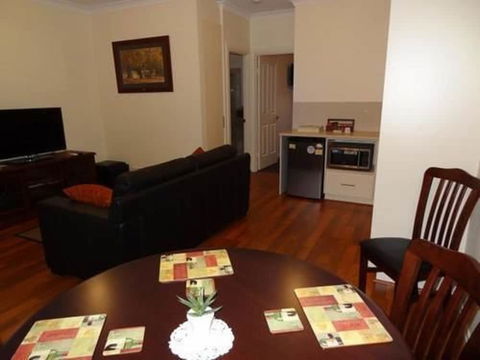 Hahndorf Oak Tree Cottages - Accommodation Fremantle 6