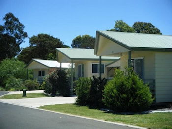 Pepper Tree Cabins - Accommodation Fremantle 0