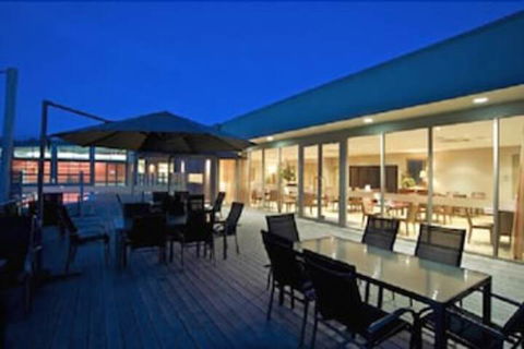 Broadbeach Inverloch Resort - Accommodation Fremantle 7