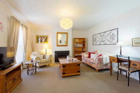 Templeton Cottage - Accommodation Fremantle 6