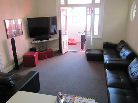 Manly Bunkhouse - Accommodation Fremantle 0