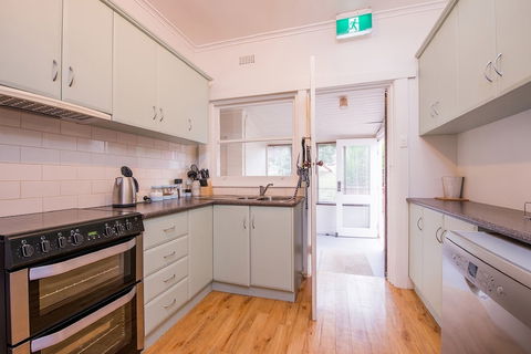 Jones On Wilson Boutique B&B - Accommodation Fremantle 6