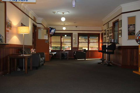 Maleny Hotel - Accommodation Fremantle 1