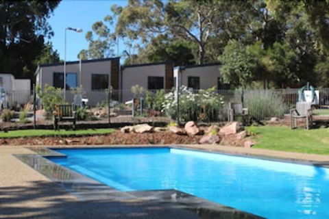 Halls Gap Lakeside Tourist Park - Accommodation Fremantle 2