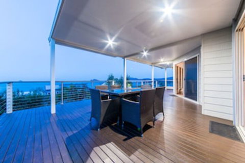Hydeaway Bay Beach House - Accommodation Fremantle 0