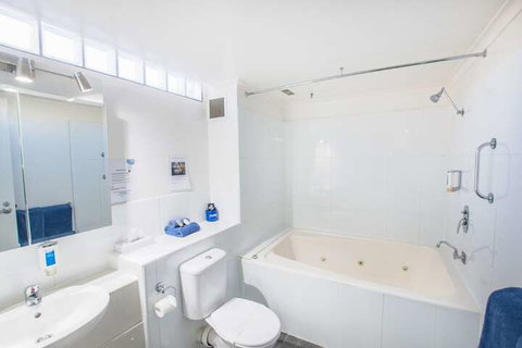 MAS Country Riverboat Lodge Motor Inn - Accommodation Fremantle 7
