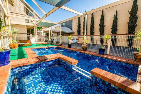 MAS Country Riverboat Lodge Motor Inn - Accommodation Fremantle 2