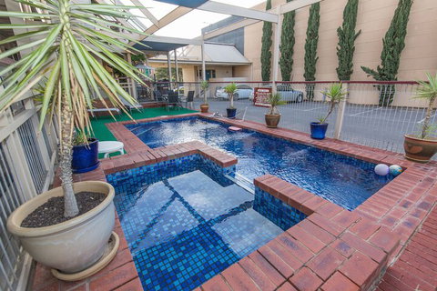 MAS Country Riverboat Lodge Motor Inn - Accommodation Fremantle 3