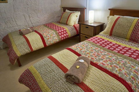 Underground Bed And Breakfast - Accommodation Fremantle 7
