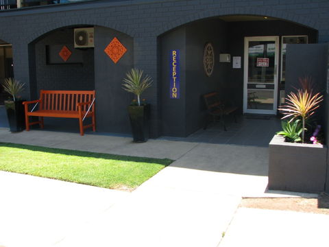 Charm City Motel - Accommodation Fremantle 0
