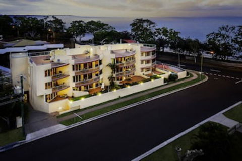 Alexander Beachfront Apartments - Accommodation Fremantle 0