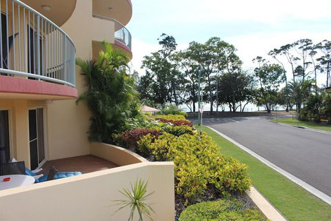 Alexander Beachfront Apartments - Accommodation Fremantle 6