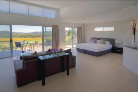 Azjure Studio Retreat - Accommodation Fremantle 1