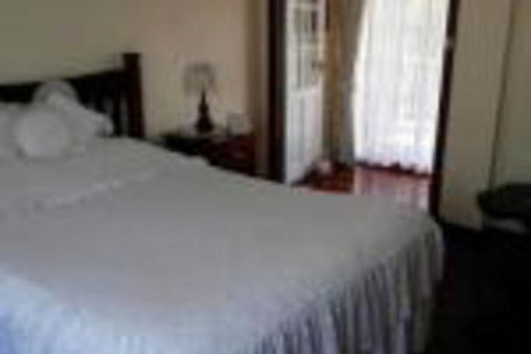 The Hideaway Luxury B & B Retreat - Accommodation Fremantle 0