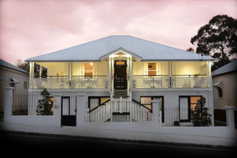 Heal House - Accommodation Fremantle 0