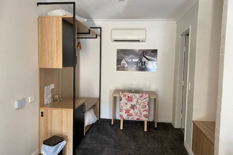 Town Square Motel - Accommodation Fremantle 1