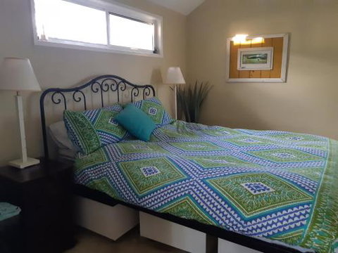 Wyreepi Caribbean Chalet - Accommodation Fremantle 6