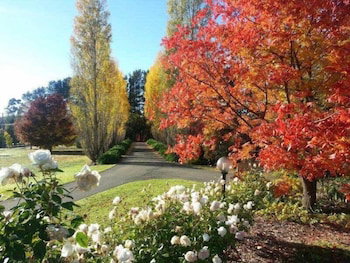 Melview Greens Serviced Apartments - Accommodation Fremantle 6