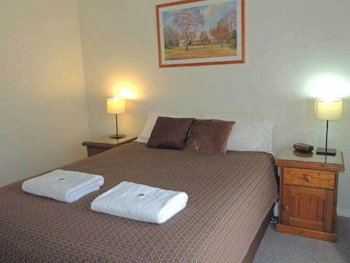 Melview Greens Serviced Apartments - Accommodation Fremantle 3