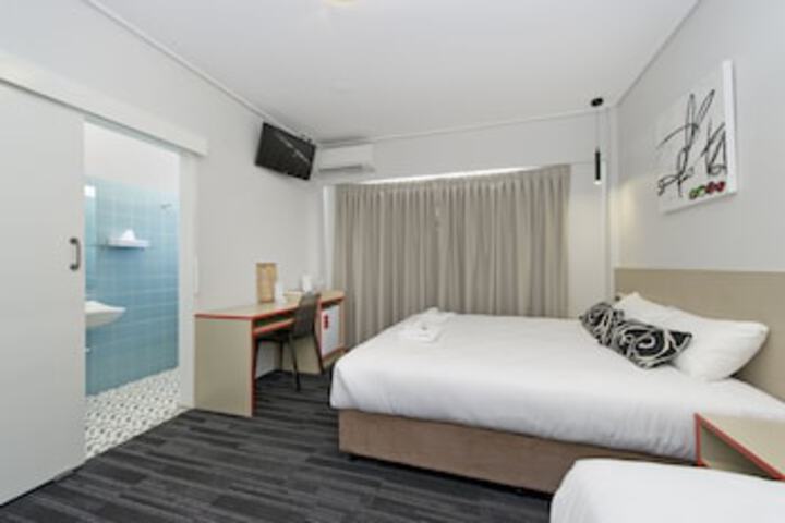 Wavell Heights QLD Accommodation Fremantle