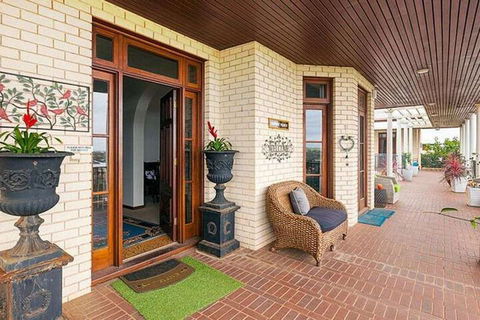 Fairway Manor Accommodation - Accommodation Fremantle 1