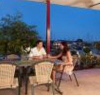 La Marina Waterfront Villa - Accommodation Fremantle
