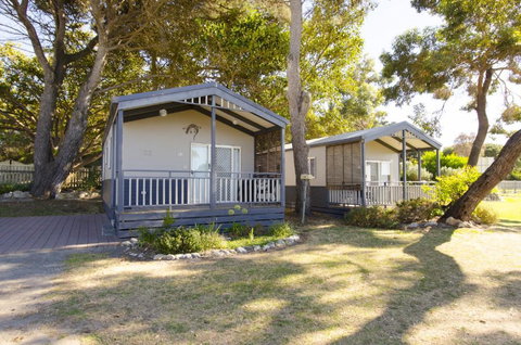 Lakeside Tourist Park - Accommodation Fremantle 2