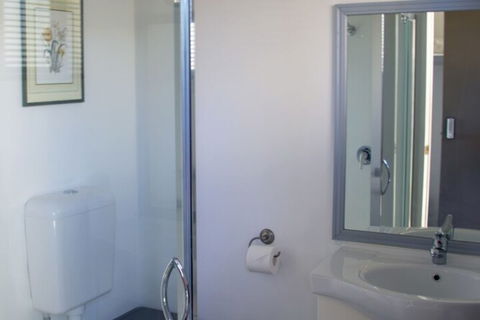 Delatite Apartments Timbertop & Fir - Accommodation Fremantle 5