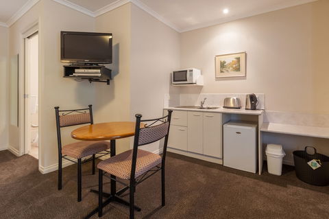 Yarra Gables - Accommodation Fremantle 4