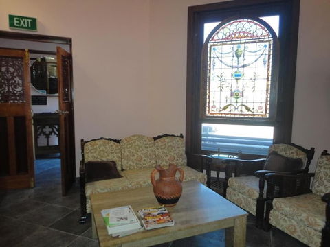 A Railway Lodge - Accommodation Fremantle 3