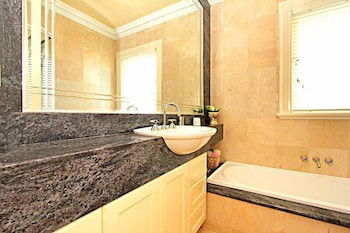 ABC Accommodation - Rosebud - Accommodation Fremantle 3