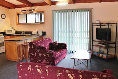 Freycinet Cottage 2 - Accommodation Fremantle 1