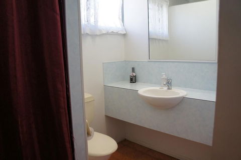 Ayrline Motel - Accommodation Fremantle 6