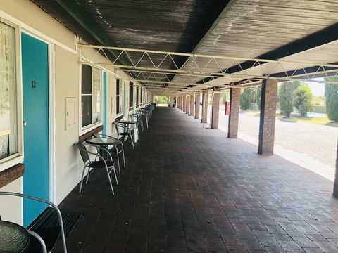 Motel Holliday Kingaroy - Accommodation Fremantle 0