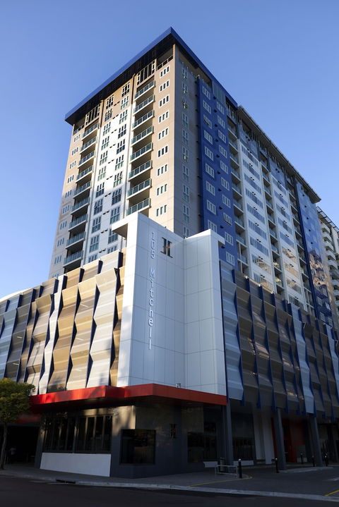 H On Mitchell Apartment Hotel - Accommodation Fremantle 0