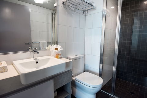 H On Mitchell Apartment Hotel - Accommodation Fremantle 3