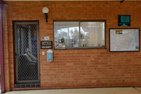 Sapphire Palms Motel - Accommodation Fremantle 1