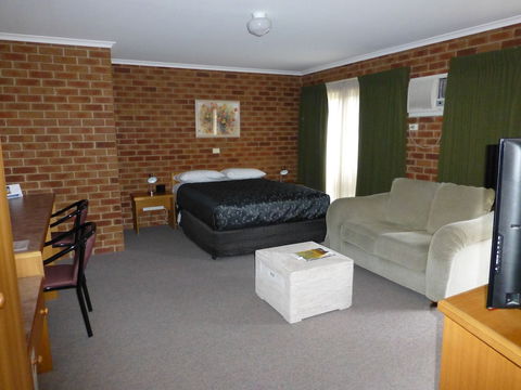 Inverloch Central Motor Inn - Accommodation Fremantle 6