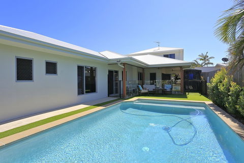 12th Tee Bed And Breakfast - Accommodation Fremantle 0