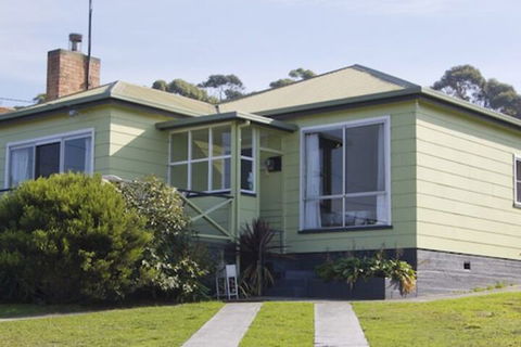 Lady Barron Holiday Home - Accommodation Fremantle 3