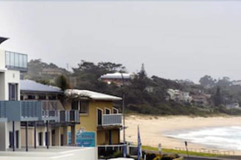 Mollymook Beachfront Executive Apartment - Accommodation Fremantle 2
