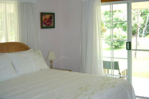 A Tropical Escape Bed & Breakfast - Accommodation Fremantle 6