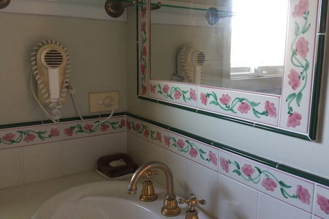 Casablanca Enchanted Cottage - Adults Only - Accommodation Fremantle 4