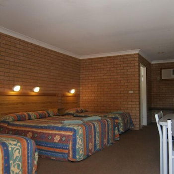Aaron Inn Motel - Accommodation Fremantle 3
