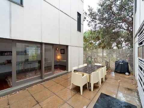 Aquila - Accommodation Fremantle 6