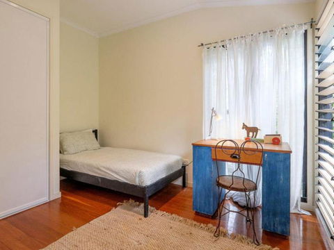 Straddie Beach House 2 - Accommodation Fremantle 4